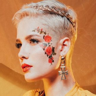 Halsey – Bad at Love